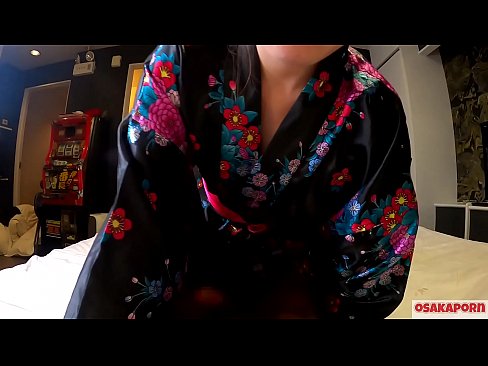 ❤️ Keçika ciwan a cosplay ji seksê hez dike ku bi orgazmê bi şûjinek di hespêk û blowjob de. Keçika Asyayî ya bi pisîka porî û bi cil û bergên kevneşopî yên Japonî di vîdyoya amator de ku masturbasyona bi pêlîstokên qijikê nîşan dide. Sakura 3 OSAKAPORN. ☑ Porno li me ku.liporno.ru ️❤